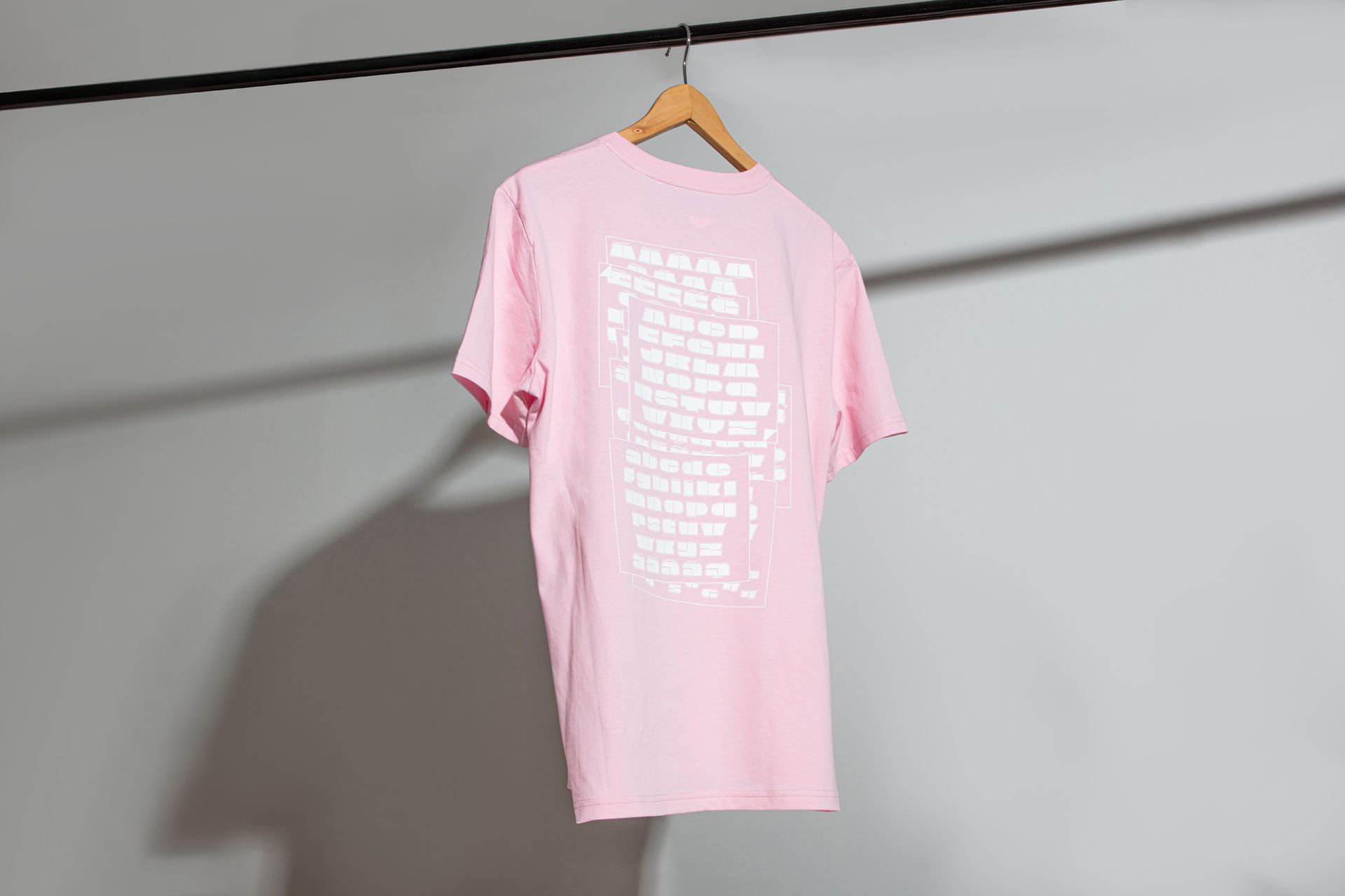 Yota Fonts - shop - Lipslide t-shirt