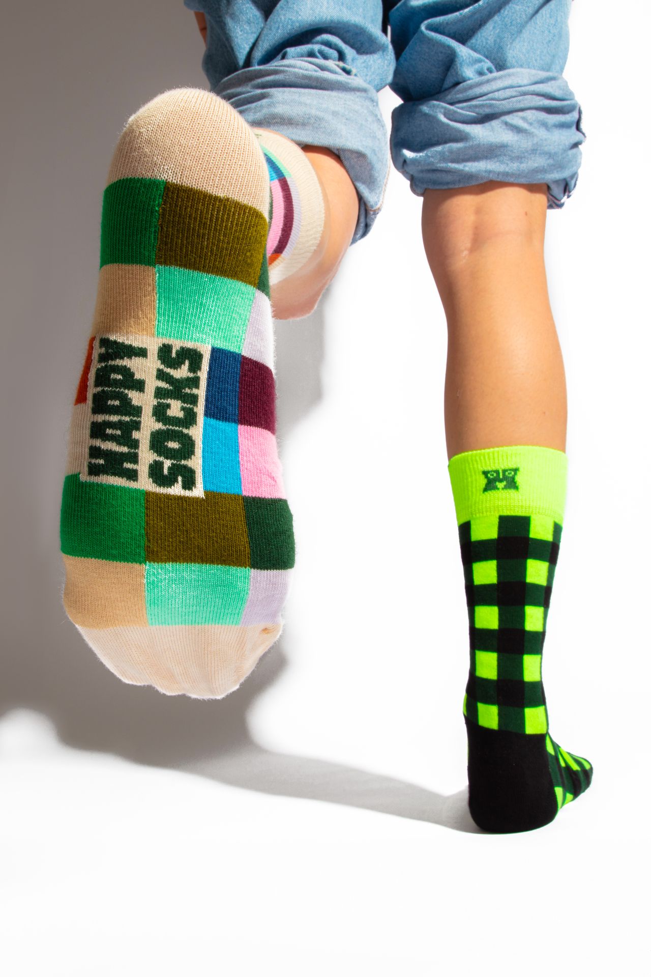 Yota Fonts - custom - Happy Socks